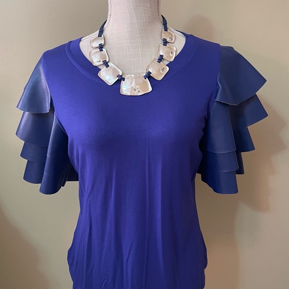 Beautifully crafted flare soft leather sleeves - Picture 3 of 4